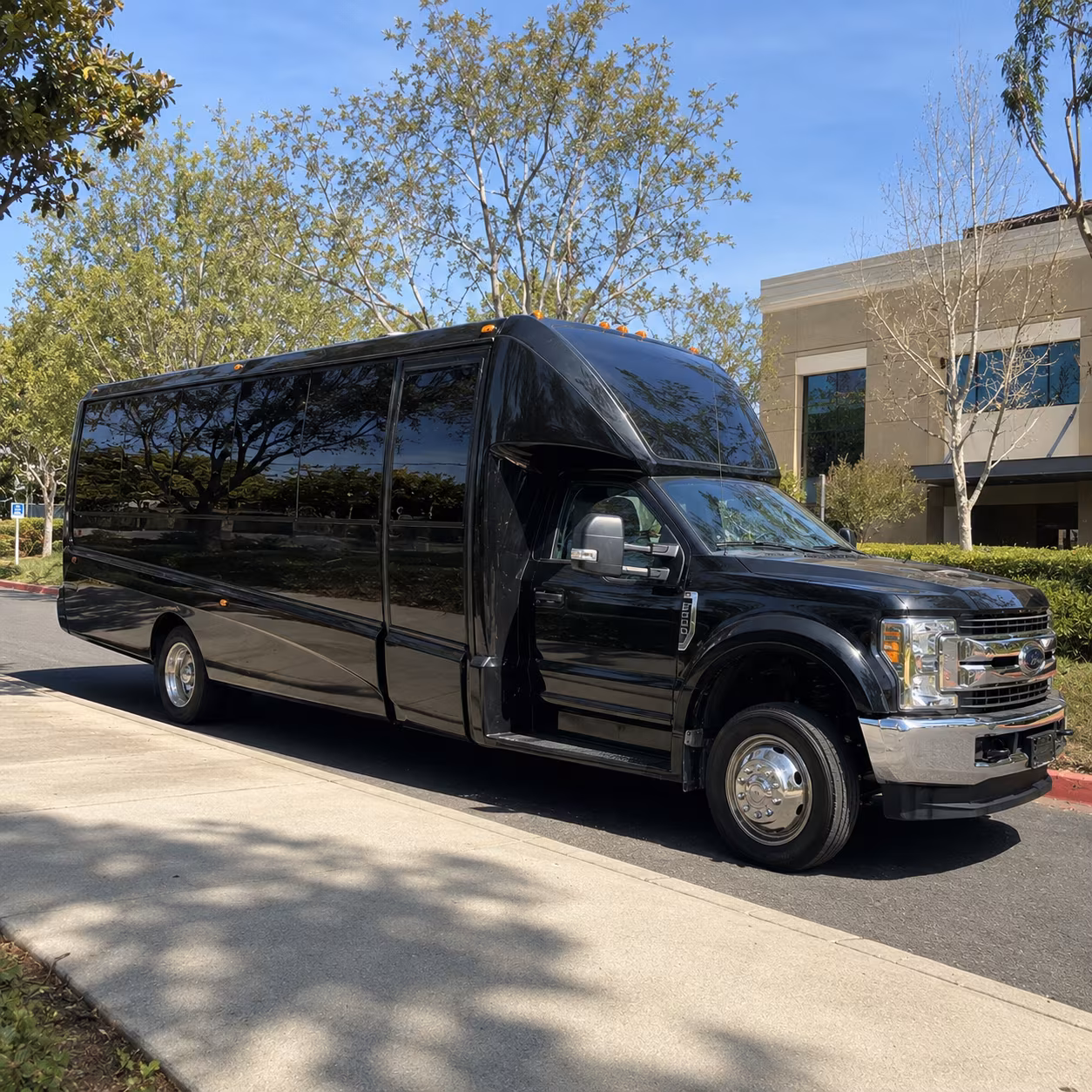 columbus birthday party bus rental