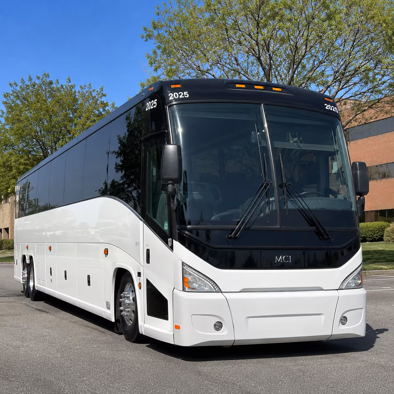 columbus charter bus rental exterior