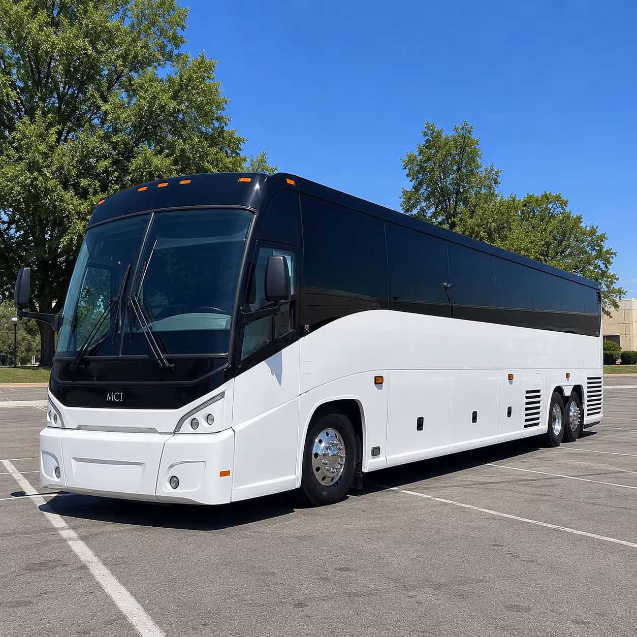 convention shuttle buses between downtown hotels and the columbus civic center