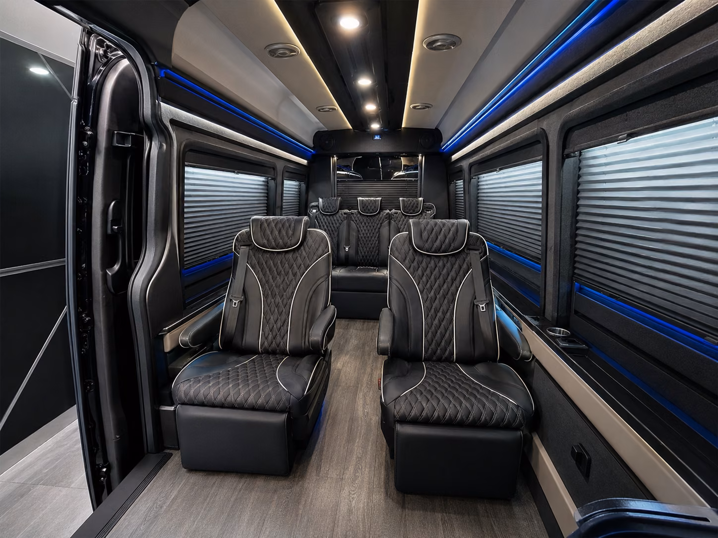corporate airport shuttles for columbus businesses and convention groups