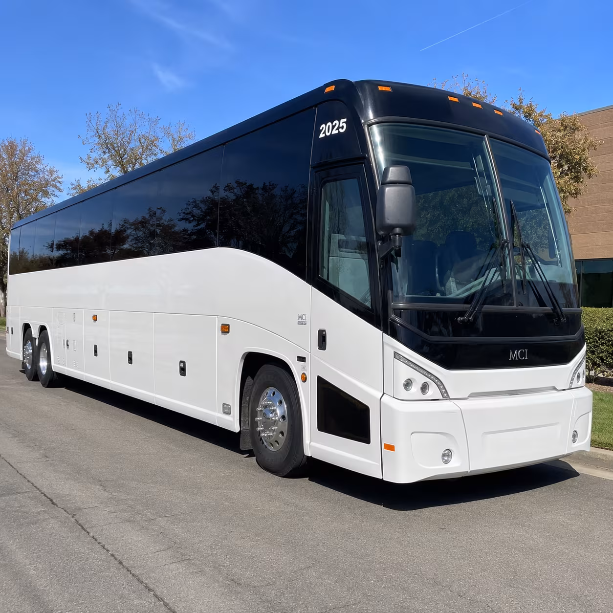 rivercenter and springer opera house student matinee buses