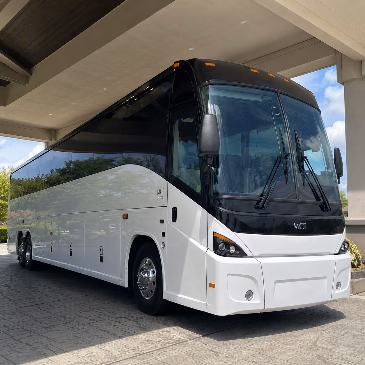 shuttle buses for fort moore personnel and unit movements